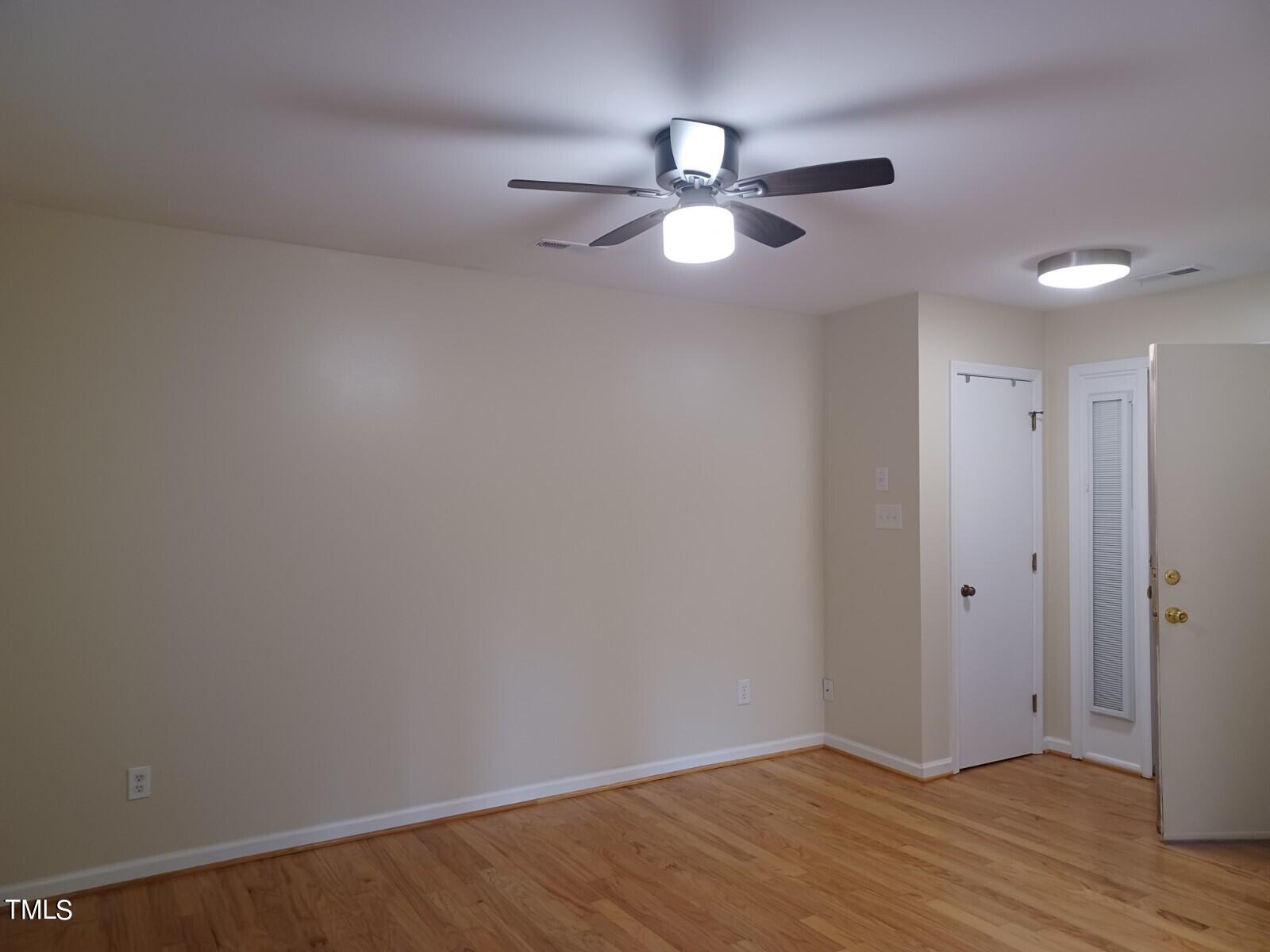 3203 Mill Run, Unit 168 Raleigh, NC 27612 - Photo 11 of 56 Living Room Entry