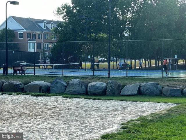 $3,500 | 42106 Picasso Square, Ashburn, VA 20148