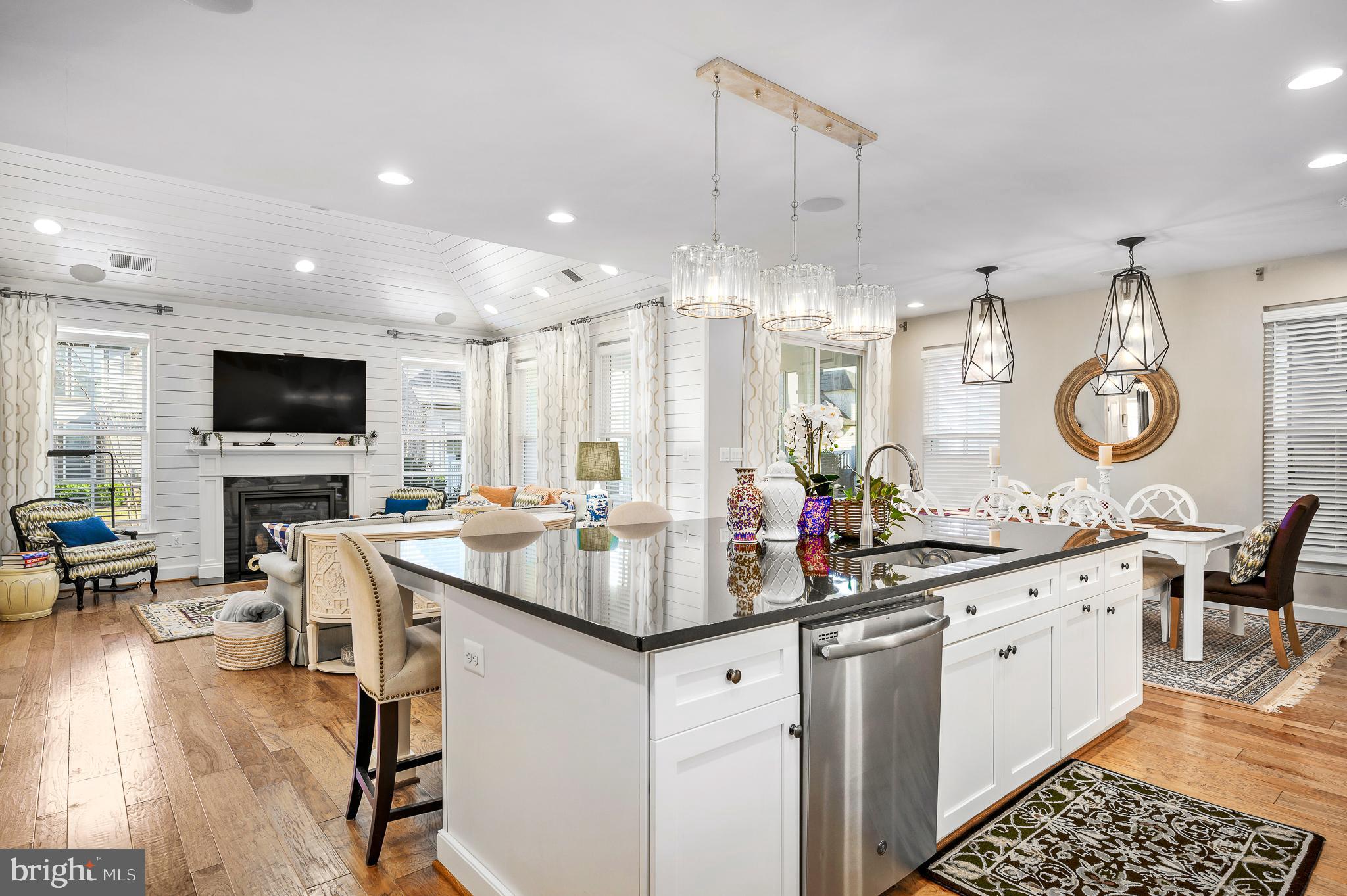 42867 Beaver Crossing Square Ashburn, VA 20148 - Photo 11 of 33 Beautiful upgrades