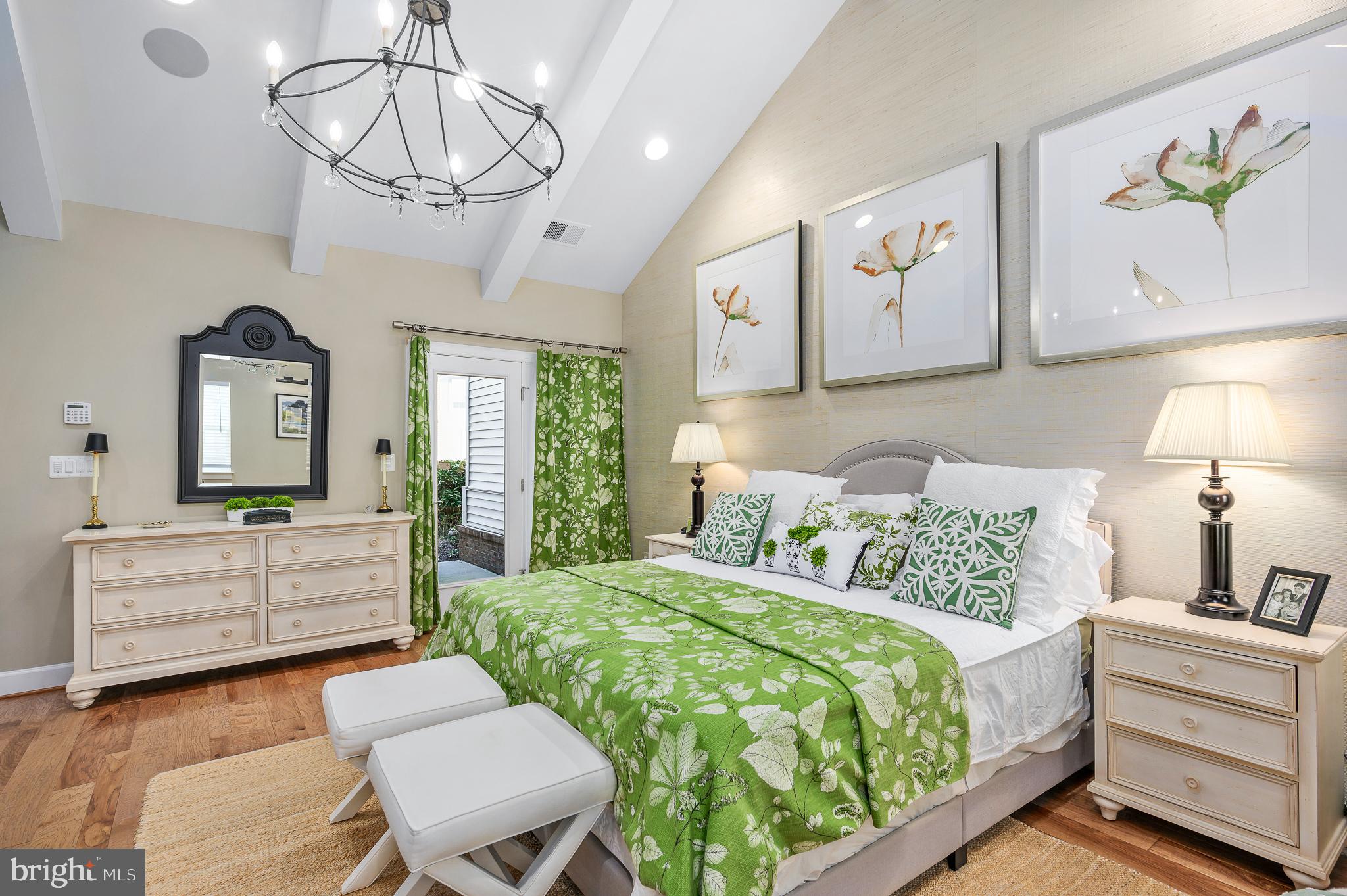 42867 Beaver Crossing Square Ashburn, VA 20148 - Photo 21 of 33 Door to courtyard from Primary Bedroom