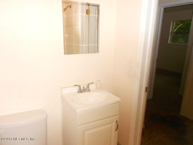 2134 Fouraker Road Jacksonville, FL 32210 - Photo 5 of 10 Bathroom