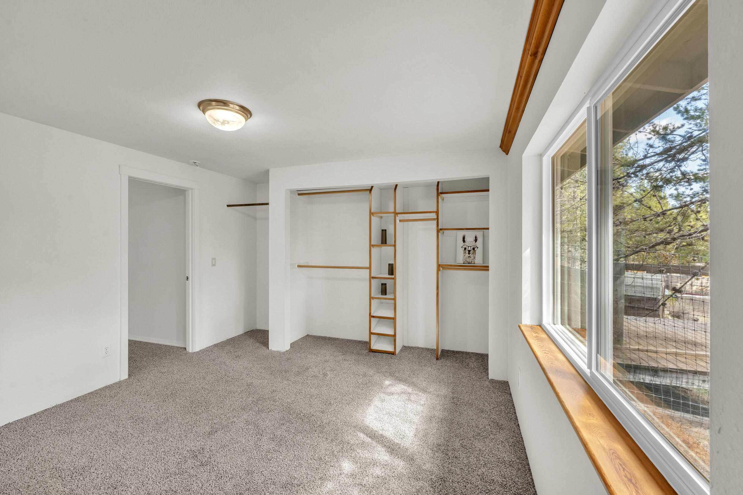 16506 Sprague Loop La Pine, OR 97739 - Photo 25 of 53 Primary Bedroom