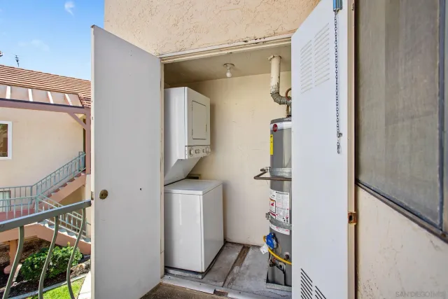 $399,000 | 10875 Camino Ruiz, Unit 50, San Diego, CA 92126