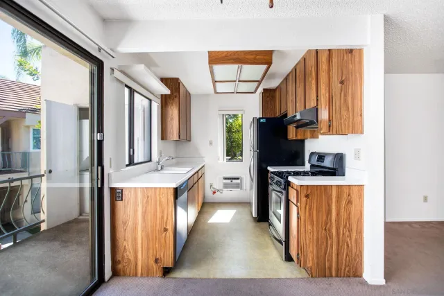 $399,000 | 10875 Camino Ruiz, Unit 50, San Diego, CA 92126