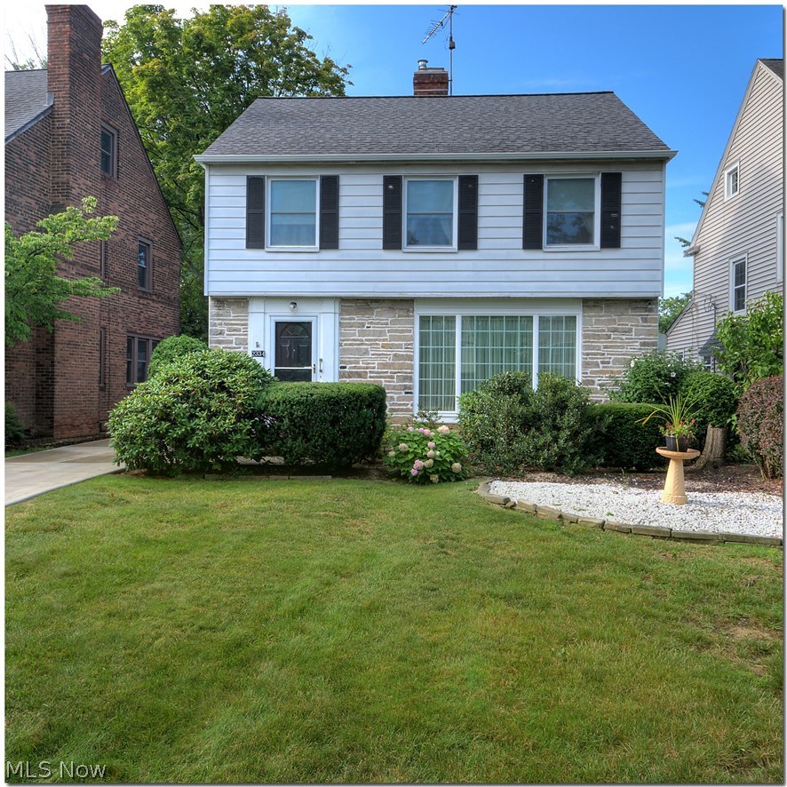 2334 Charney Road Cleveland, OH 44118 - Photo 2 of 35 Gallery Image 2