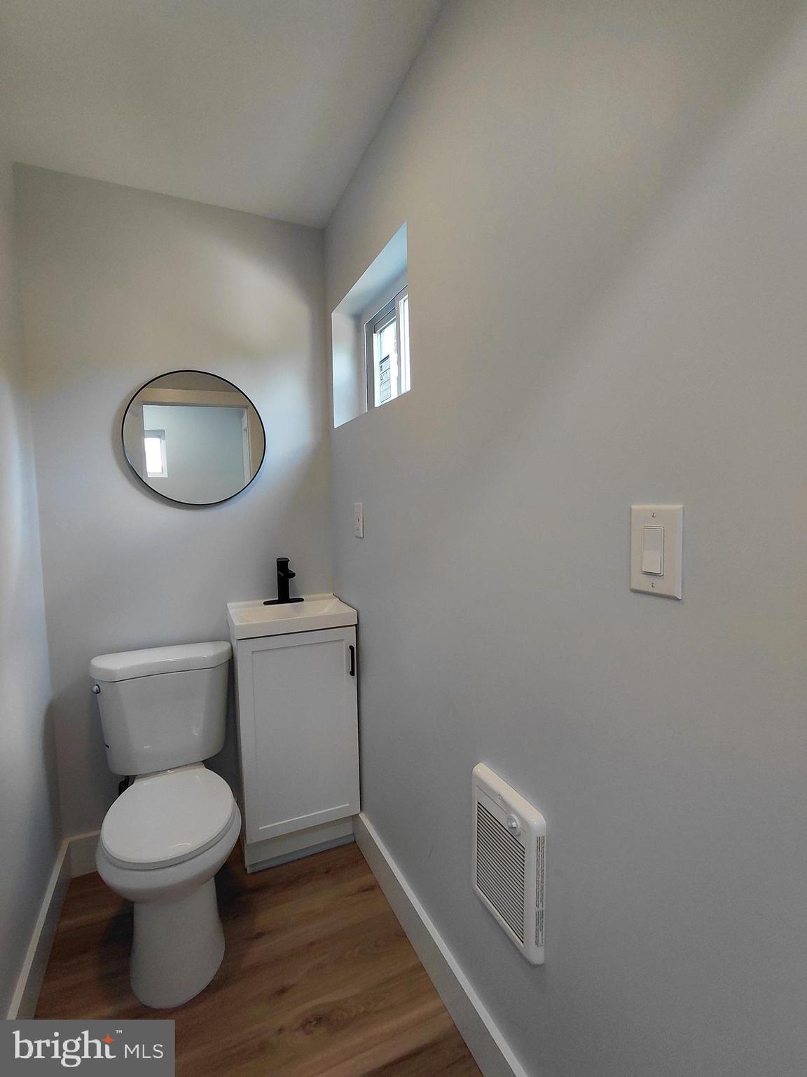 43 East Sharpnack Street Philadelphia, PA 19119 - Photo 14 of 37