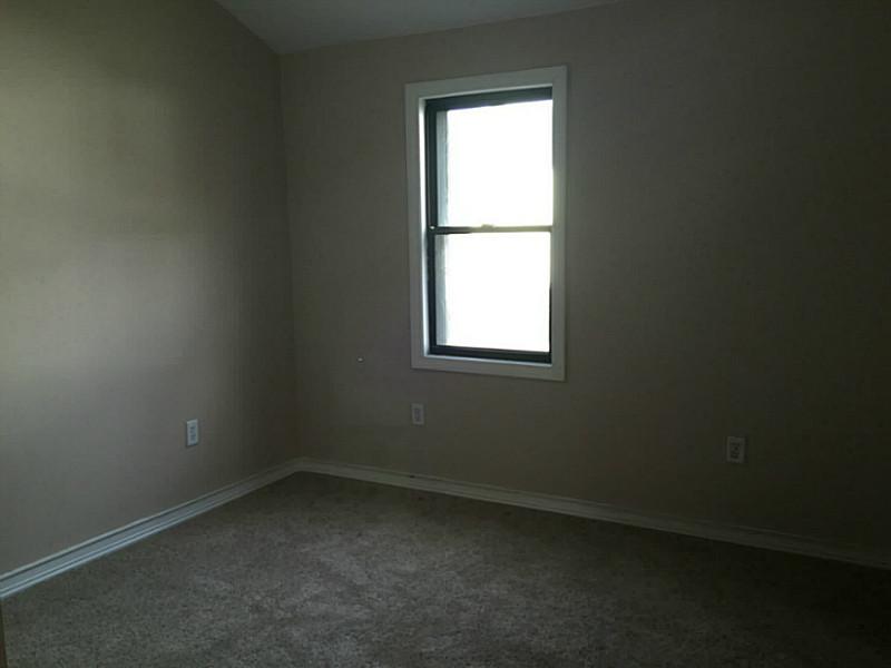 40 Carder Road Warwick, RI 02889 - Photo 6 of 13 Master Bedroom.