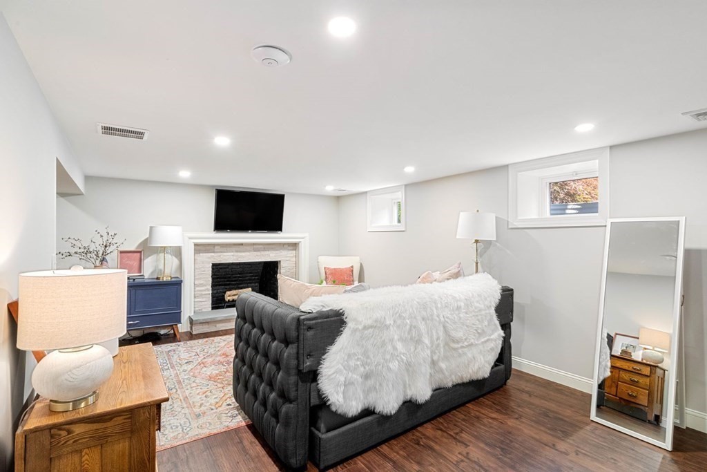 16 Round Hill Road Lexington, MA 02420 - Photo 17 of 24