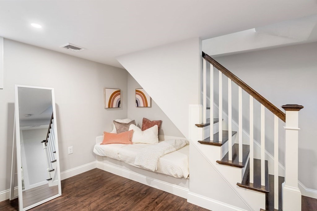 16 Round Hill Road Lexington, MA 02420 - Photo 18 of 24