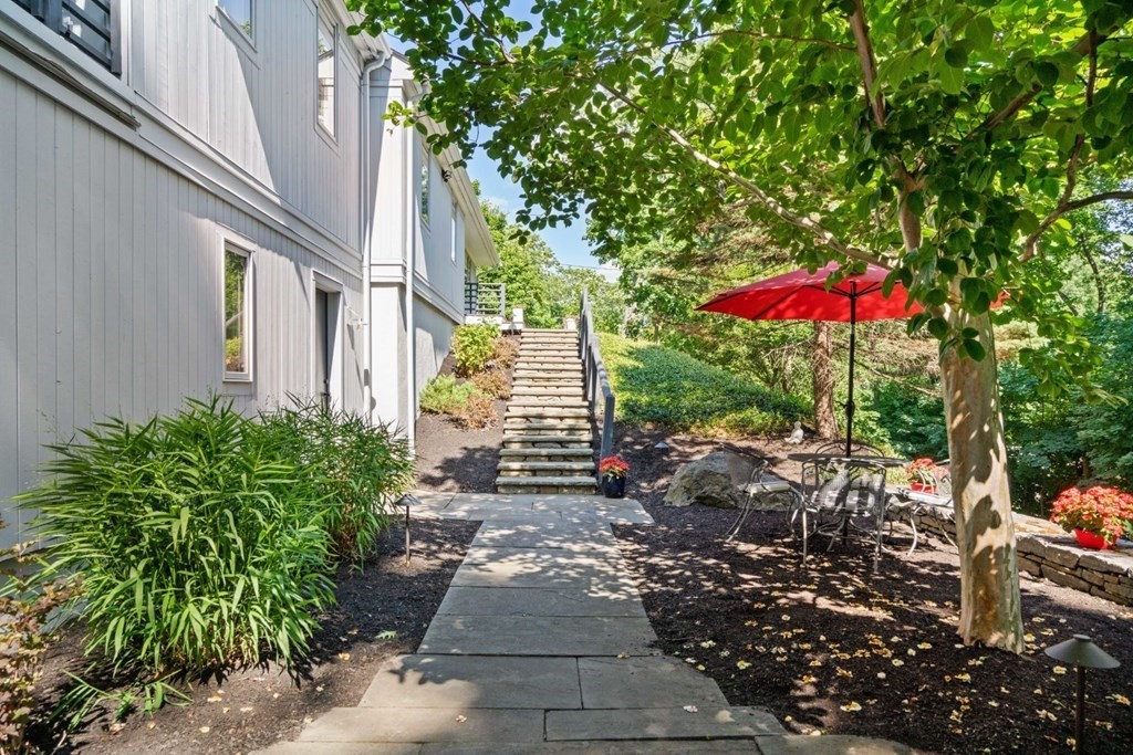 16 Round Hill Road Lexington, MA 02420 - Photo 23 of 24