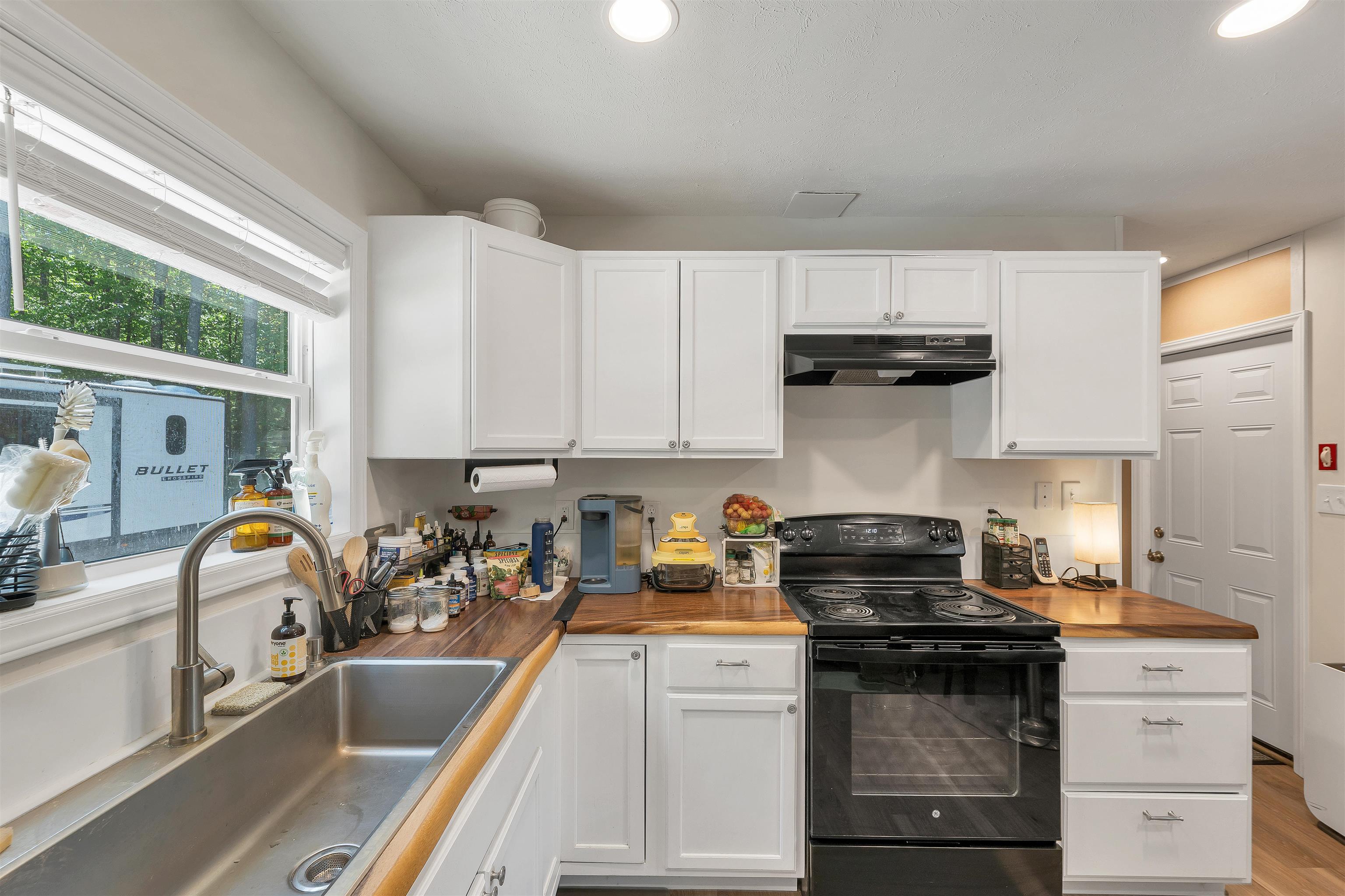 3 Oak Hill Road Northfield, NH 03276 - Photo 11 of 33