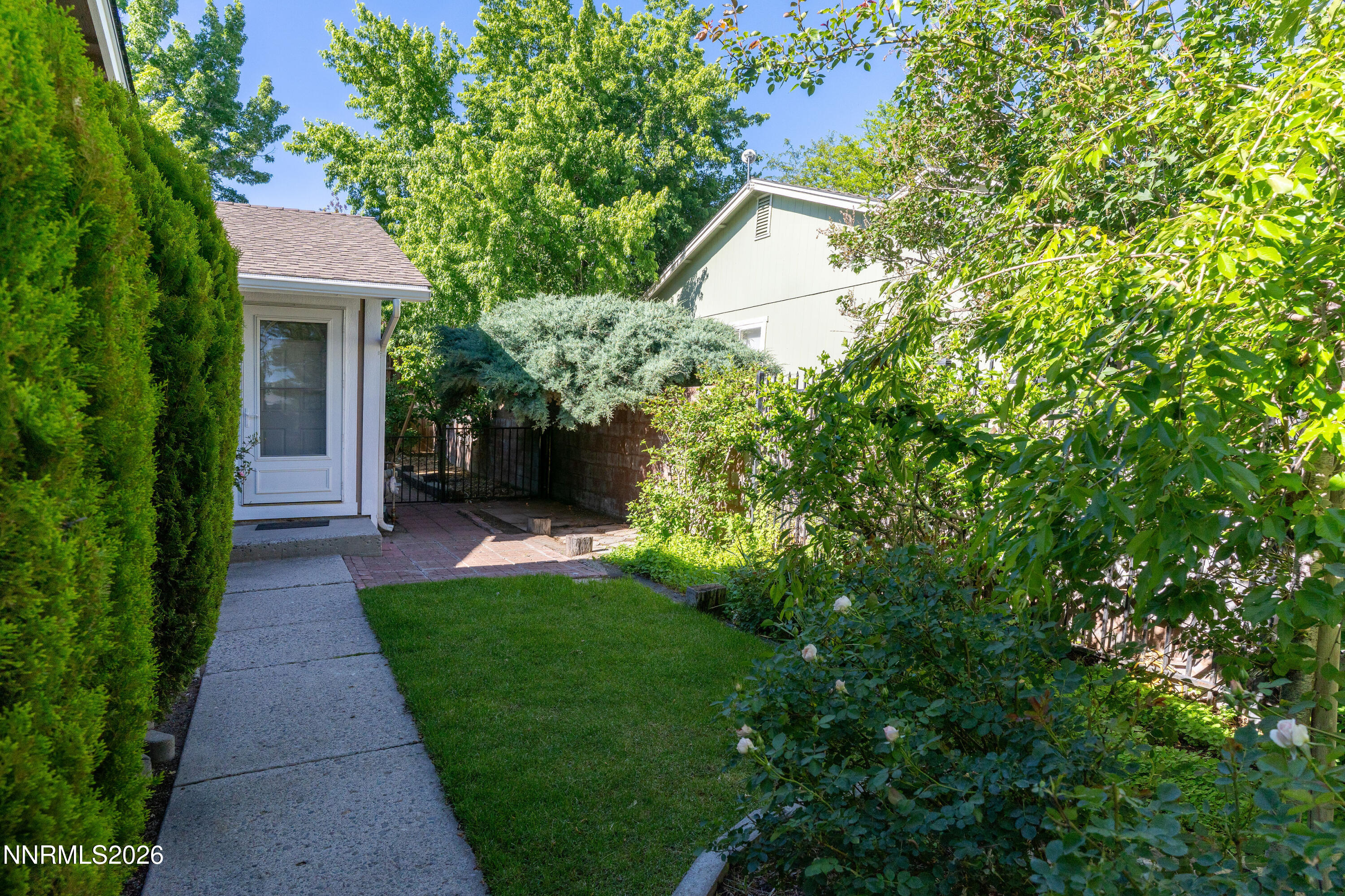 6450 Lotus Street Reno, NV 89506 - Photo 5 of 26 AR504100-HDR
