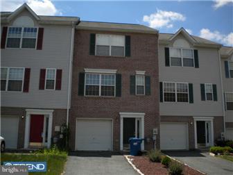 97 Highland Circle Newark, DE 19713 - Photo 1 of 9 Exterior Front