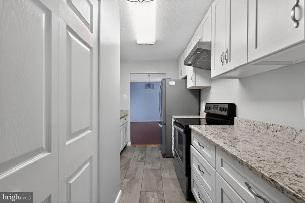 $2,100 | 200 North Pickett Street, Unit 506, Alexandria, VA 22304