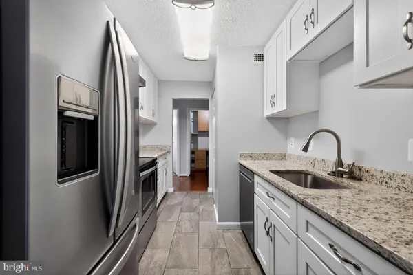 $2,100 | 200 North Pickett Street, Unit 506, Alexandria, VA 22304