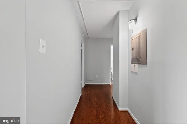 $2,100 | 200 North Pickett Street, Unit 506, Alexandria, VA 22304