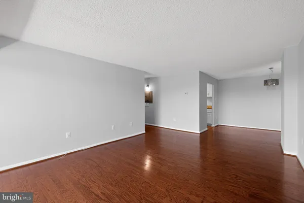 $2,100 | 200 North Pickett Street, Unit 506, Alexandria, VA 22304