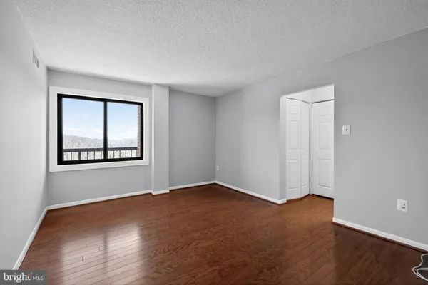 $2,100 | 200 North Pickett Street, Unit 506, Alexandria, VA 22304
