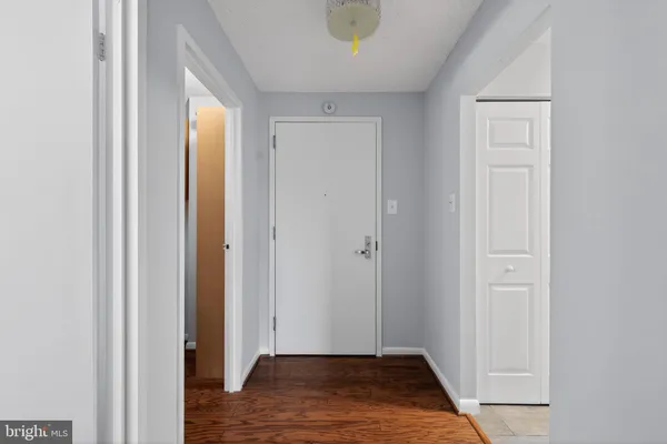 $2,100 | 200 North Pickett Street, Unit 506, Alexandria, VA 22304