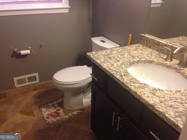 $2,400 | 109 Hickory Road, Fayetteville, GA 30214