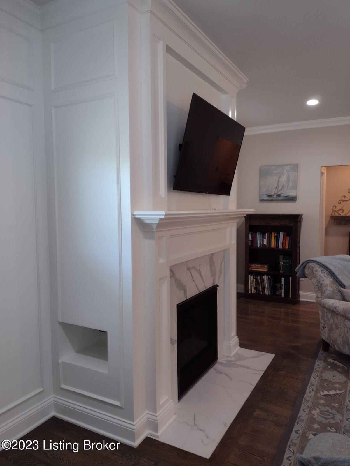 225 Maple Valley Road Louisville, KY 40245 - Photo 30 of 69 great room gas fireplace