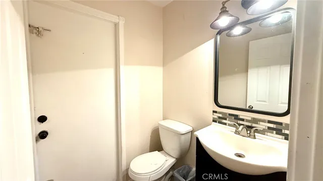 $92,000 | 1455 South State Street, Unit 323, Hemet, CA 92543