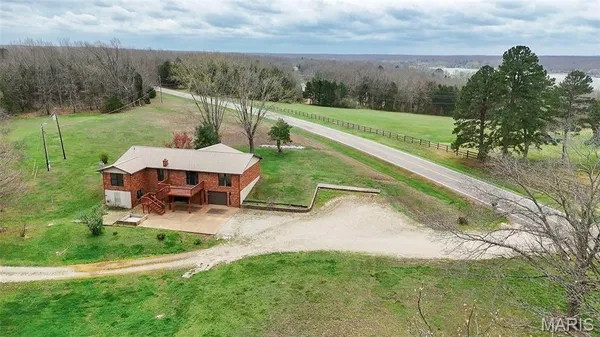 $324,500 | 4393 Highway Dd Cuba Mo 65453, Cuba, MO 65453