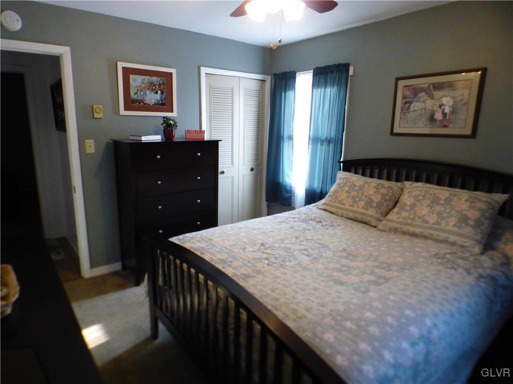 2820 Middletown Road Bethlehem, PA 18020 - Photo 18 of 29