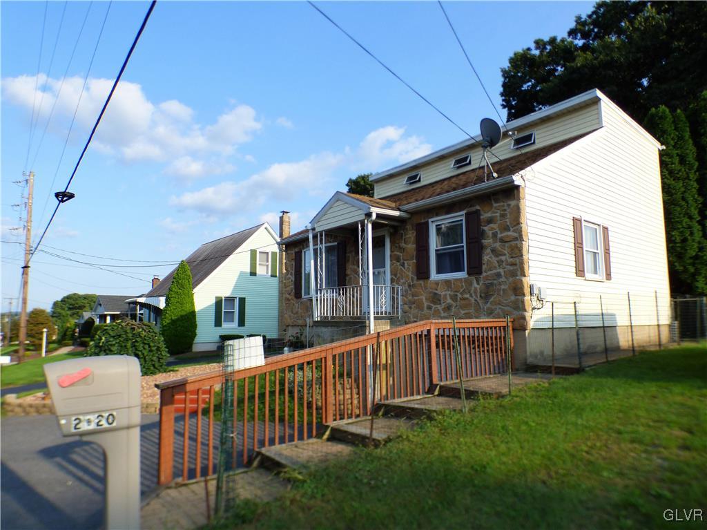 2820 Middletown Road Bethlehem, PA 18020 - Photo 2 of 29