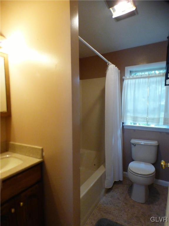 2820 Middletown Road Bethlehem, PA 18020 - Photo 22 of 29
