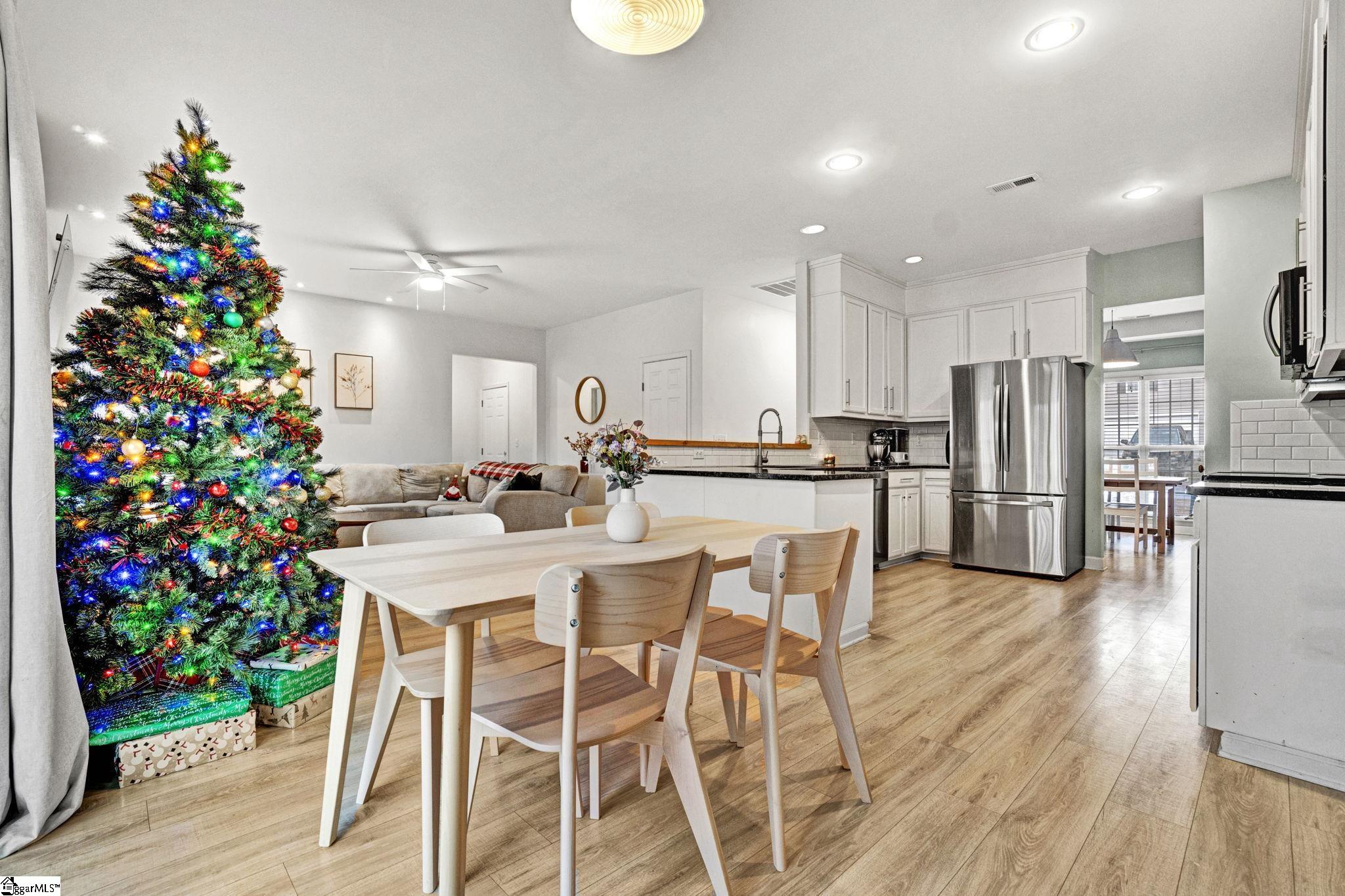 124 Garfield Lane Simpsonville, SC 29681 - Photo 12 of 42