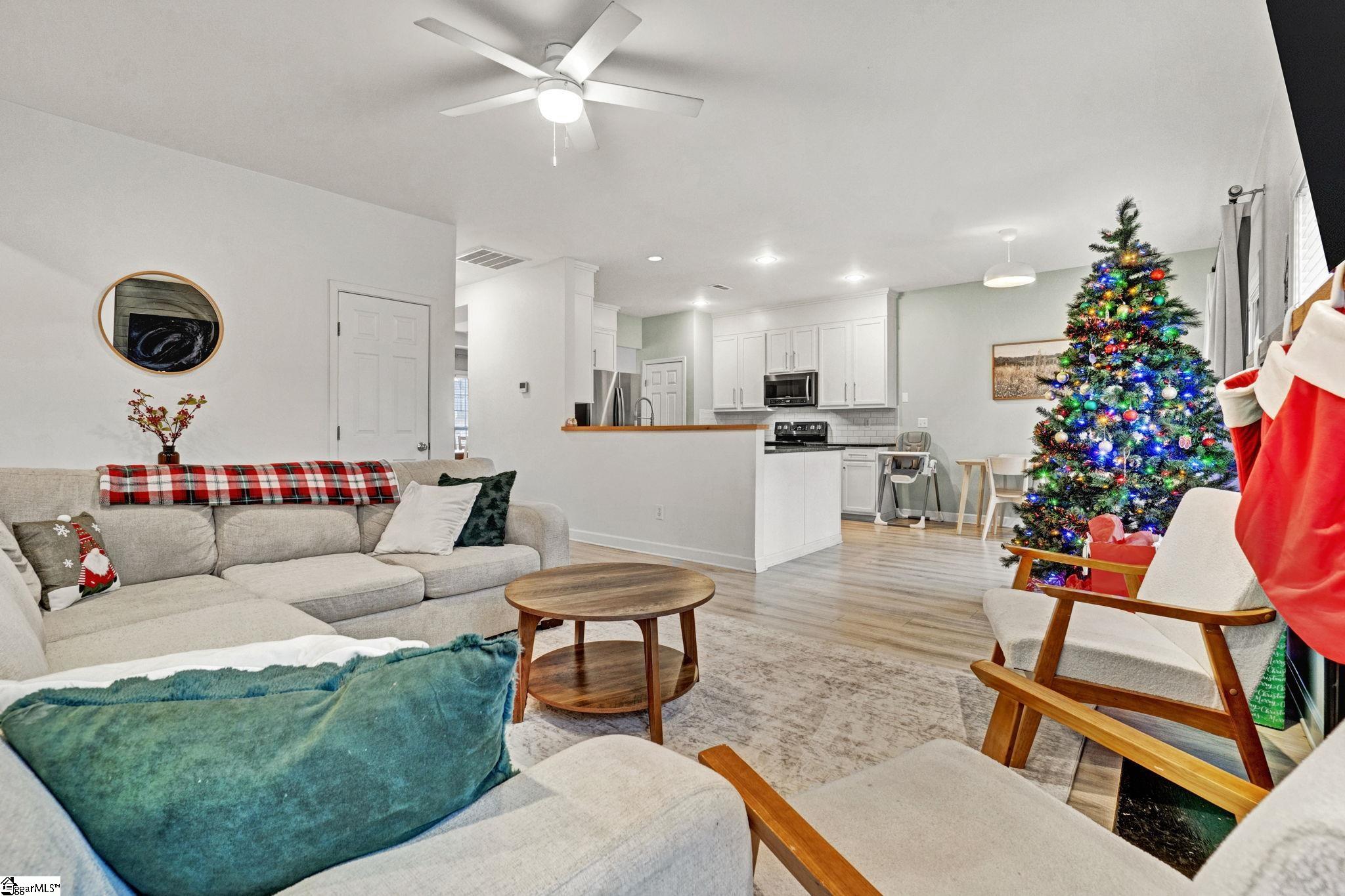 124 Garfield Lane Simpsonville, SC 29681 - Photo 17 of 42