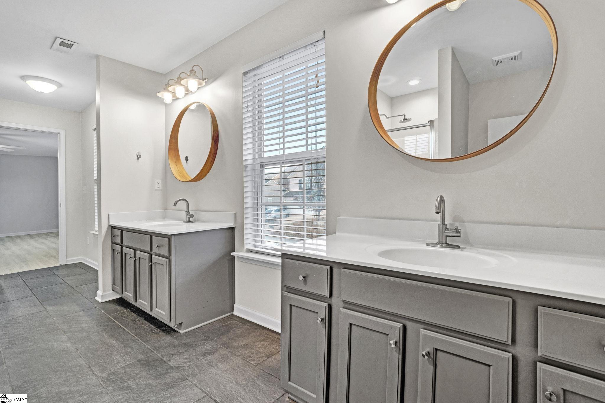 124 Garfield Lane Simpsonville, SC 29681 - Photo 26 of 42