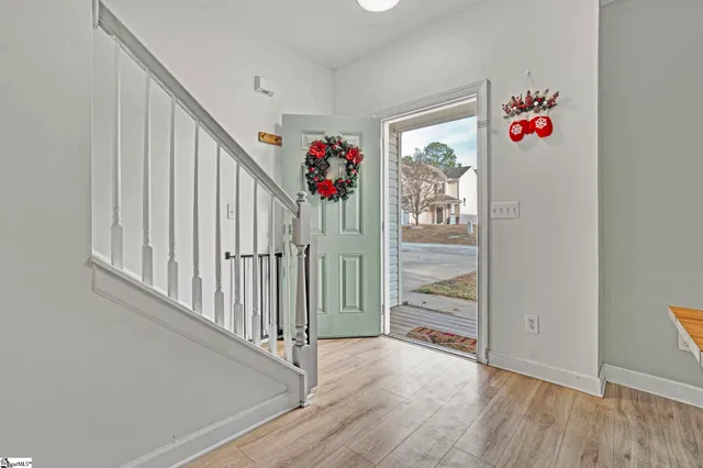 $425,000 | 124 Garfield Lane, Simpsonville, SC 29681