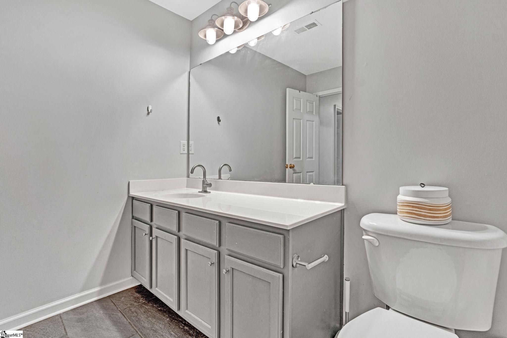 124 Garfield Lane Simpsonville, SC 29681 - Photo 36 of 42