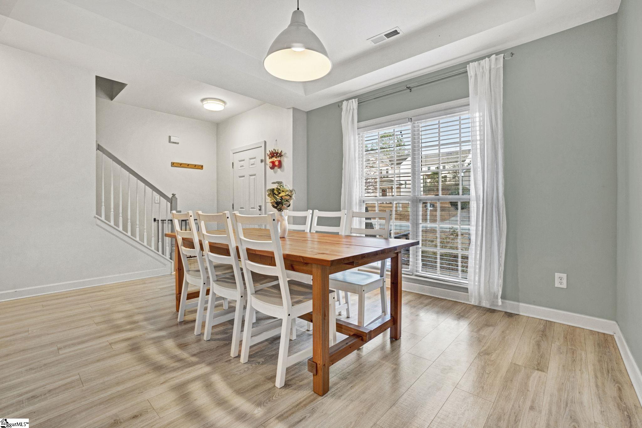 124 Garfield Lane Simpsonville, SC 29681 - Photo 4 of 42