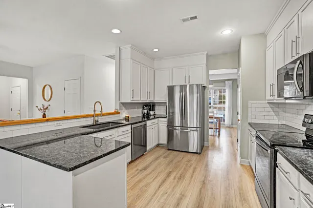 $425,000 | 124 Garfield Lane, Simpsonville, SC 29681