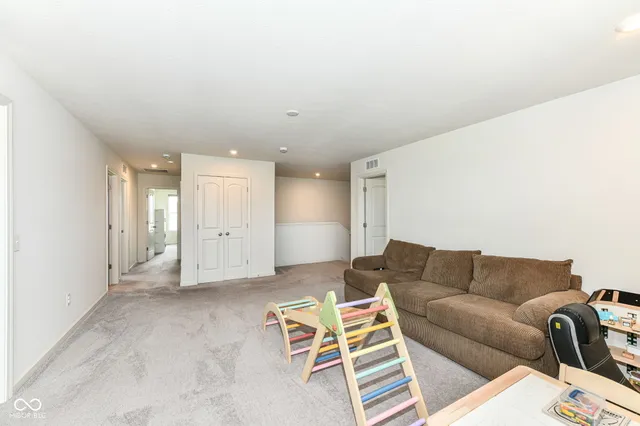 $2,600 | 7101 Oak Trce Lane, Brownsburg, IN 46112