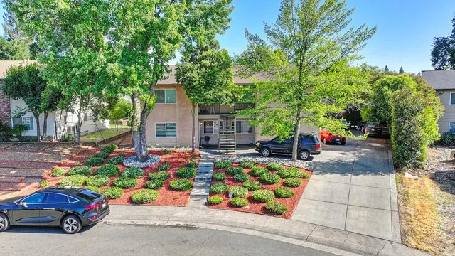 a view of an outdoor space with seating area