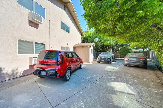 $890,000 | 7429 Tiara Way, Citrus Heights, CA 95610