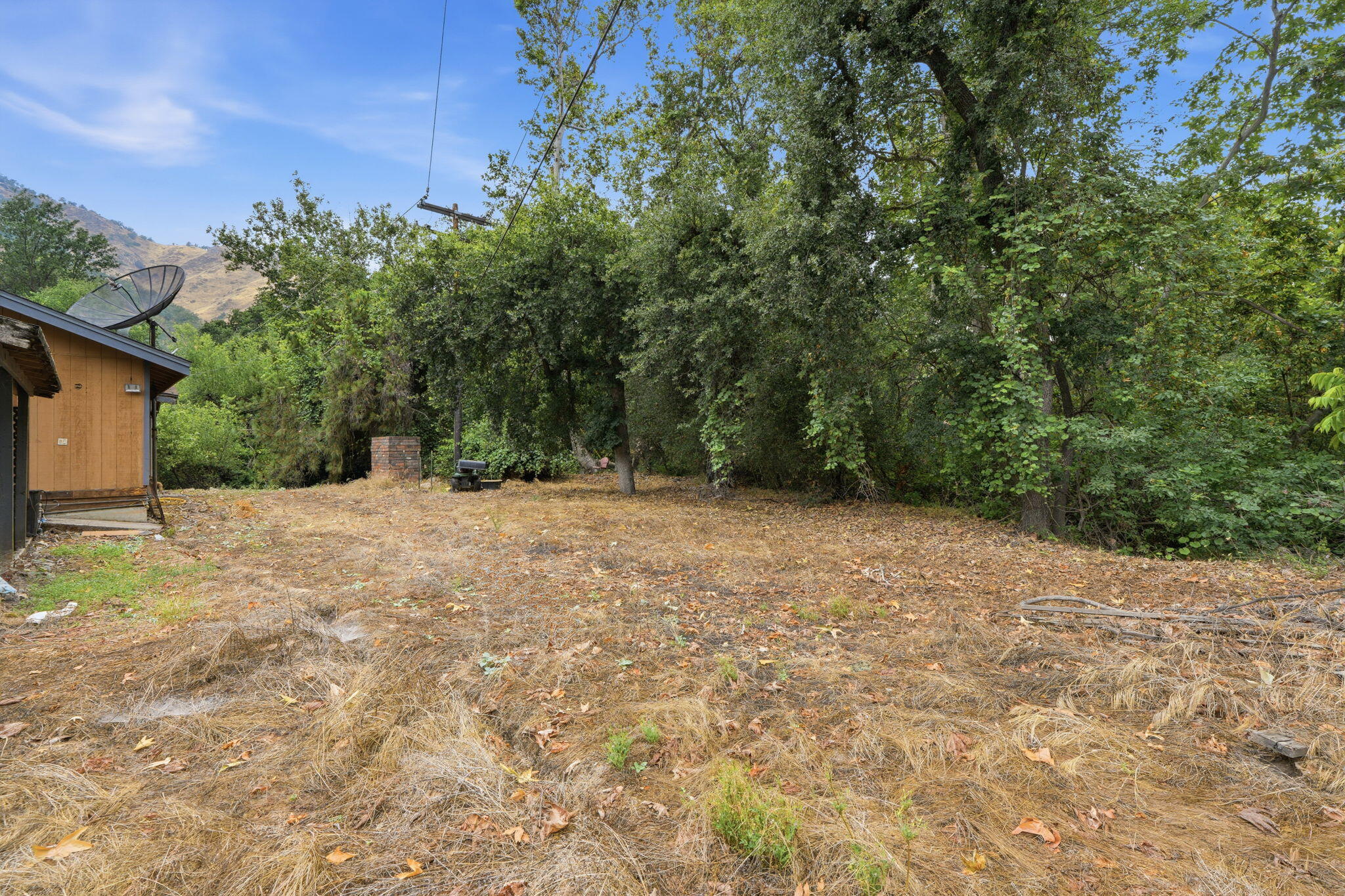 44065 South Fork Drive Three Rivers, CA 93271 - Photo 16 of 33 a view of outdoor space and yard