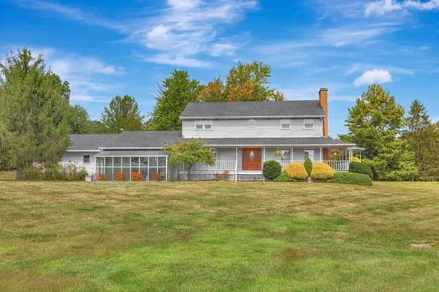 $625,000 | 1163 East Mud Pike Road, Osgood, IN 47037