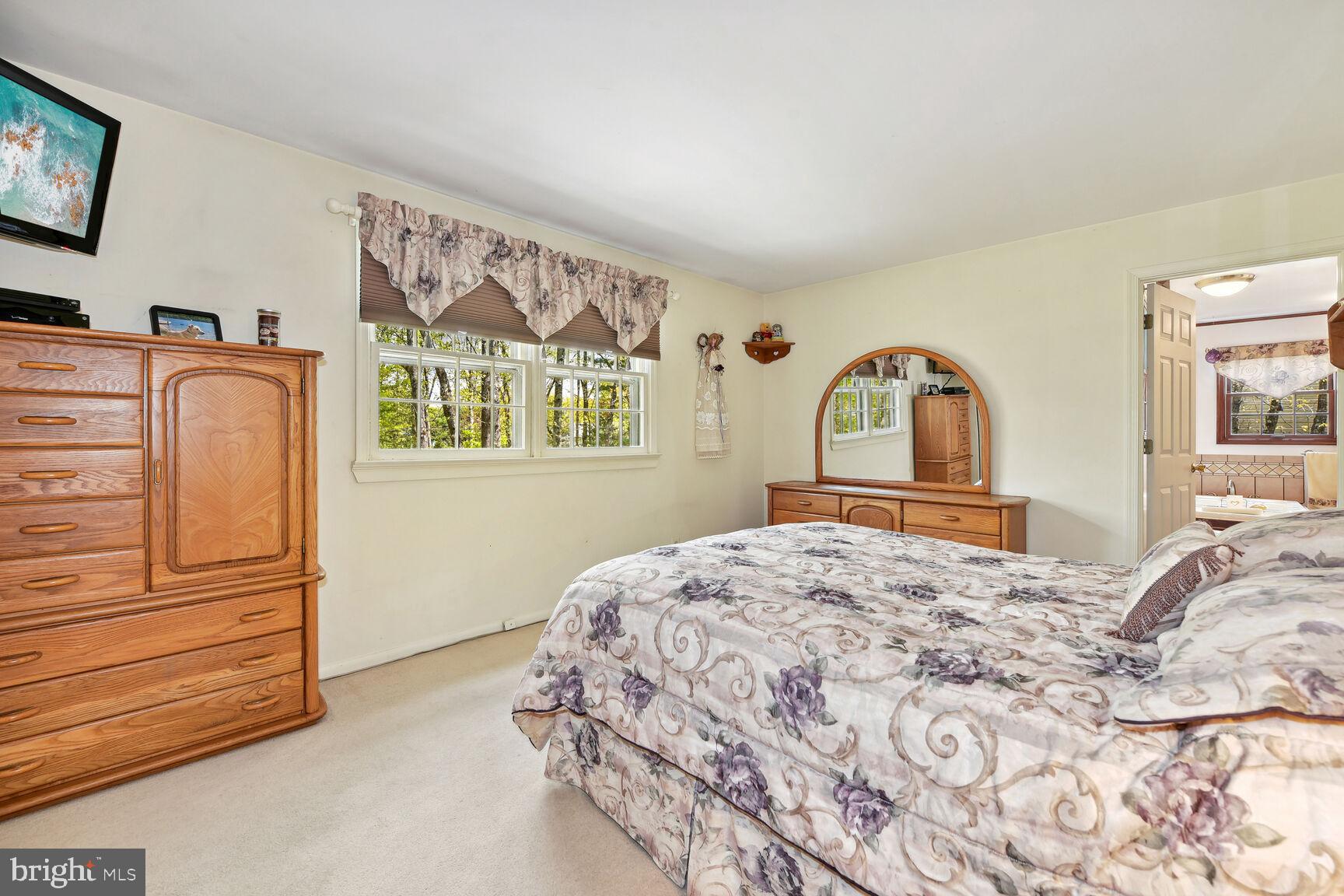 210 Crest Road Marlton, NJ 08053 - Photo 18 of 47 Primary Bedroom
