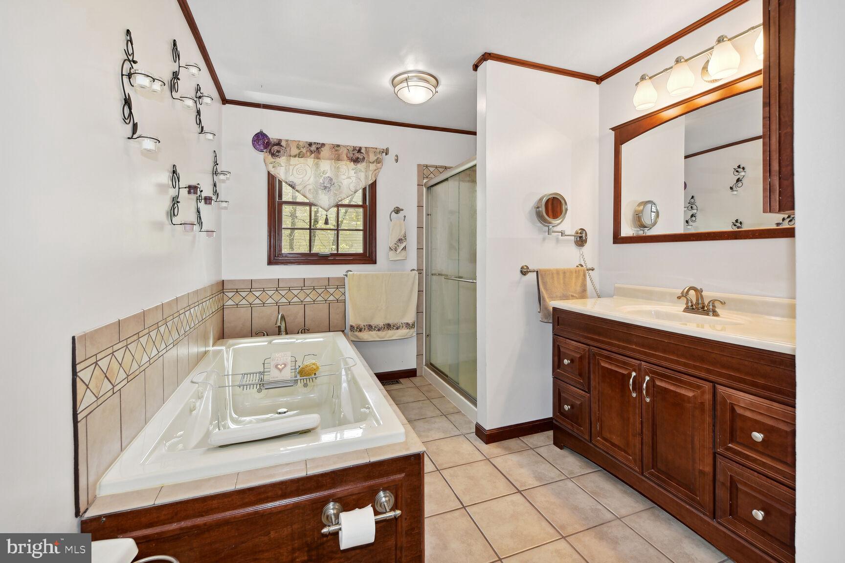 210 Crest Road Marlton, NJ 08053 - Photo 19 of 47 Primary Bedroom