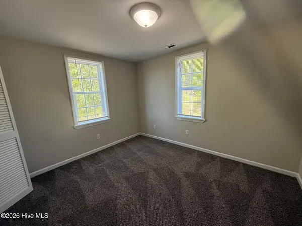 $1,275 | 937 Parkertown Road, Hubert, NC 28539