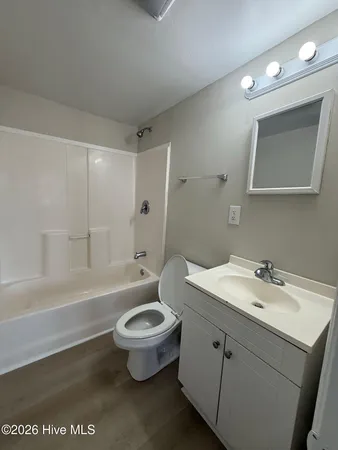 $1,275 | 937 Parkertown Road, Hubert, NC 28539