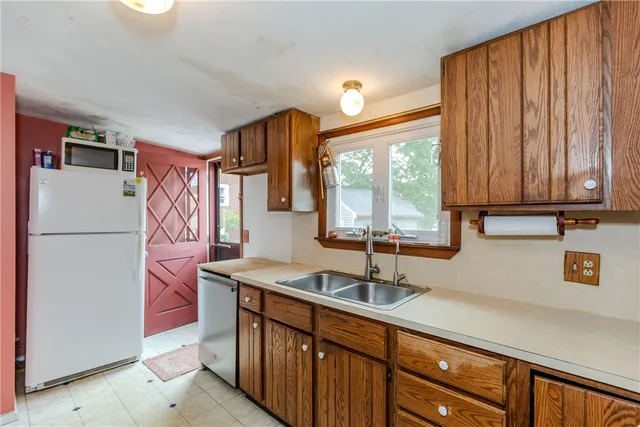 $385,000 | 339 Beverage Hill Avenue, Pawtucket, RI 02861