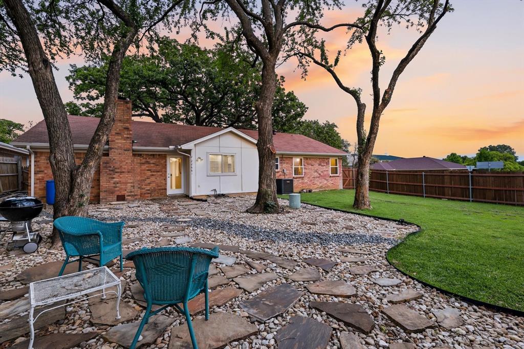 2413 Meadow View Bedford, TX 76021 - Photo 36 of 39