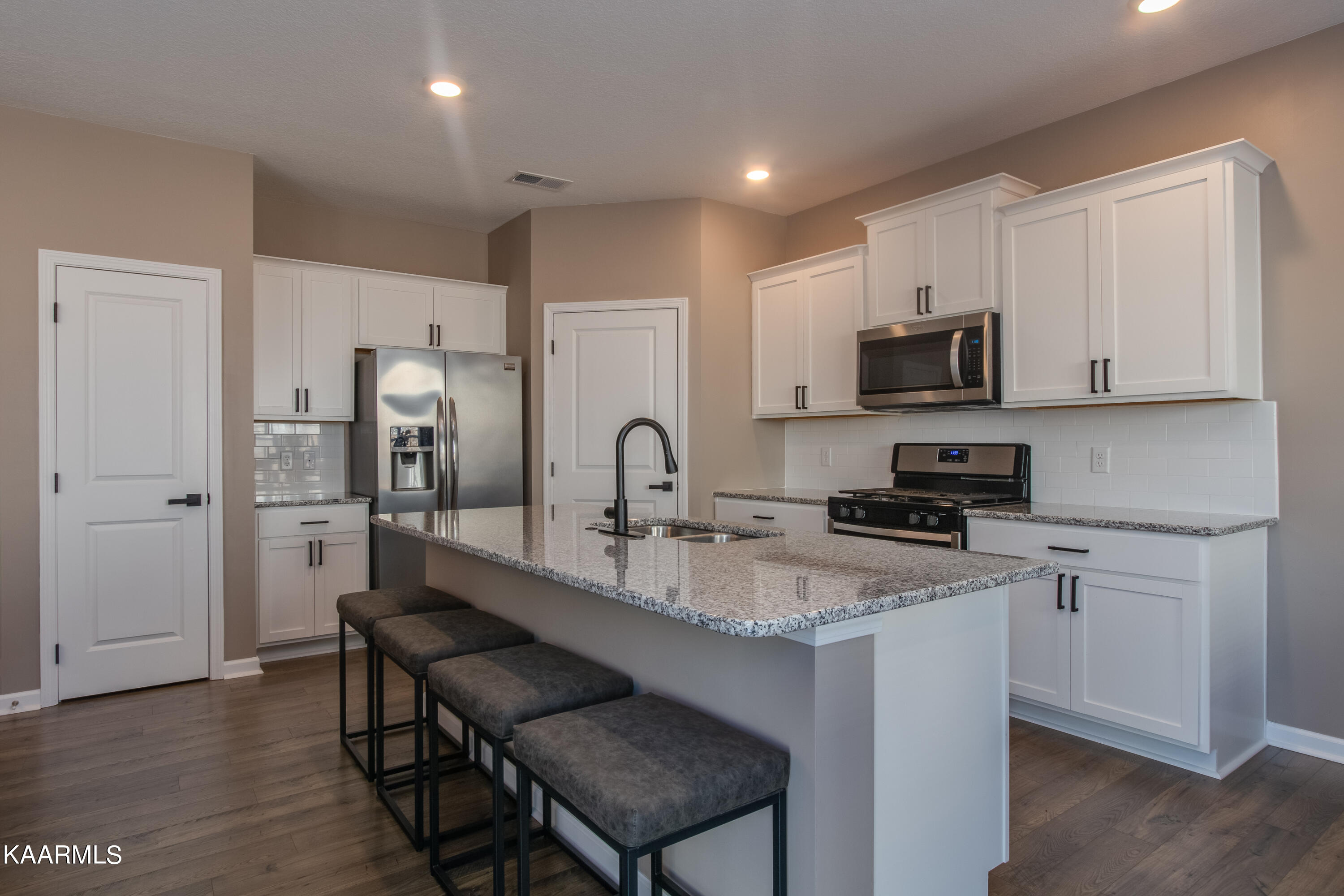 173 Ibis Loop Oak Ridge, TN 37830 - Photo 8 of 27 173 Ibis Loop-118