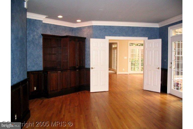 624 Live Oak Drive McLean, VA 22101 - Photo 10 of 10 a view of entryway with wooden floor